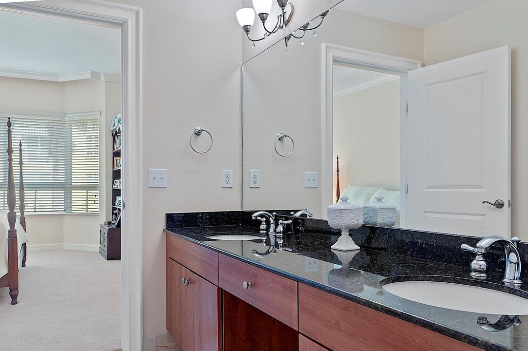 16100 Emerald Estates dr - 553
