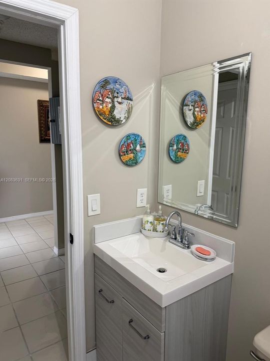 For Rent: $3,600 (3 beds, 2 baths, 1839 Square Feet)