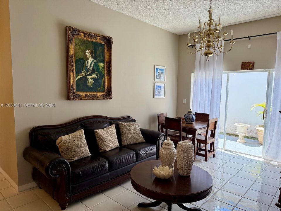 For Rent: $3,600 (3 beds, 2 baths, 1839 Square Feet)