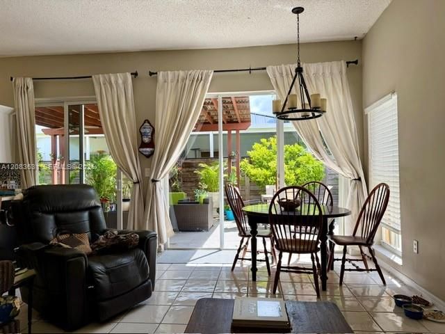 For Rent: $3,600 (3 beds, 2 baths, 1839 Square Feet)
