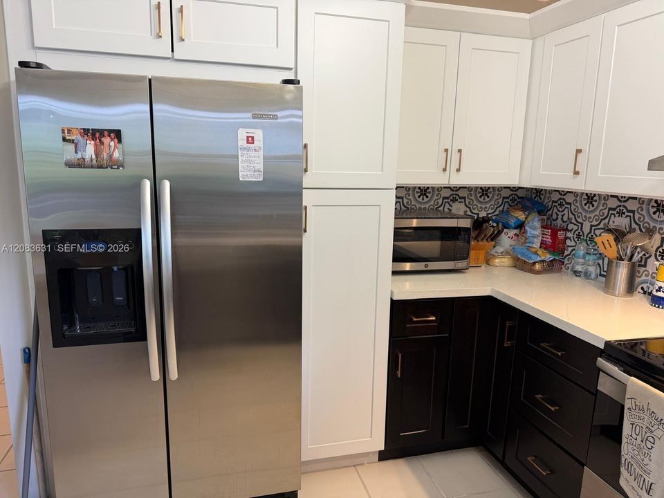 For Rent: $3,600 (3 beds, 2 baths, 1839 Square Feet)