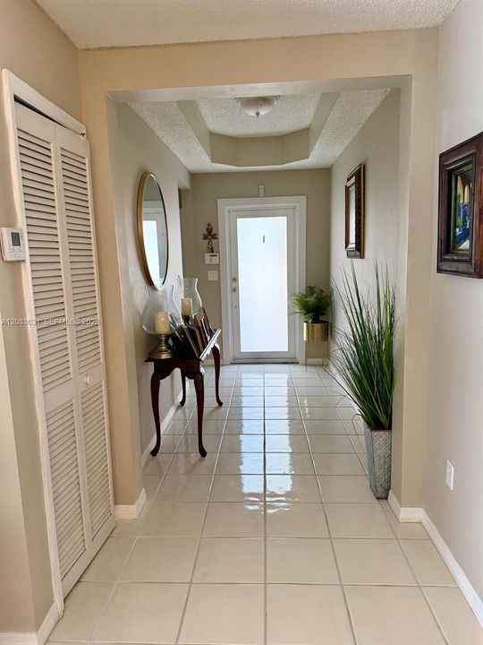 For Rent: $3,600 (3 beds, 2 baths, 1839 Square Feet)