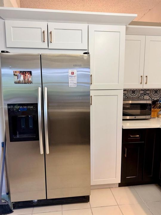 For Rent: $3,600 (3 beds, 2 baths, 1839 Square Feet)