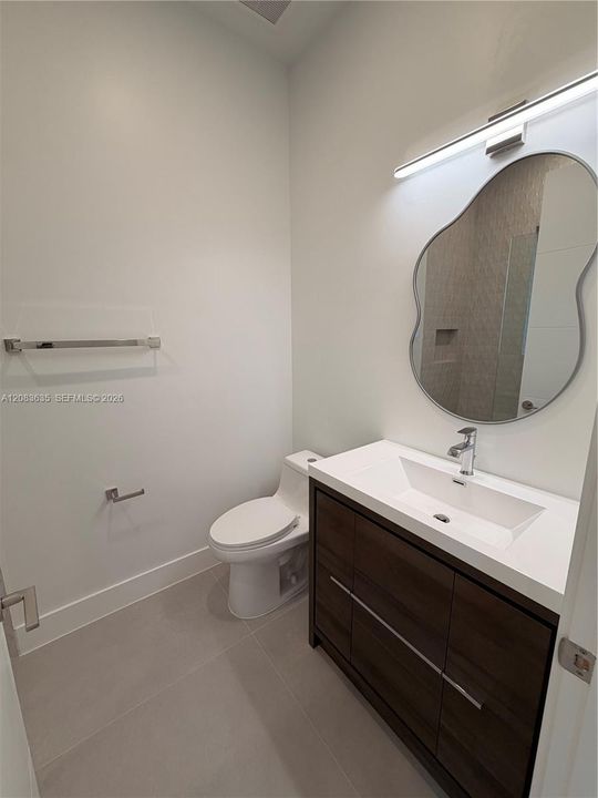 For Sale: $2,995,000 (5 beds, 5 baths, 3770 Square Feet)