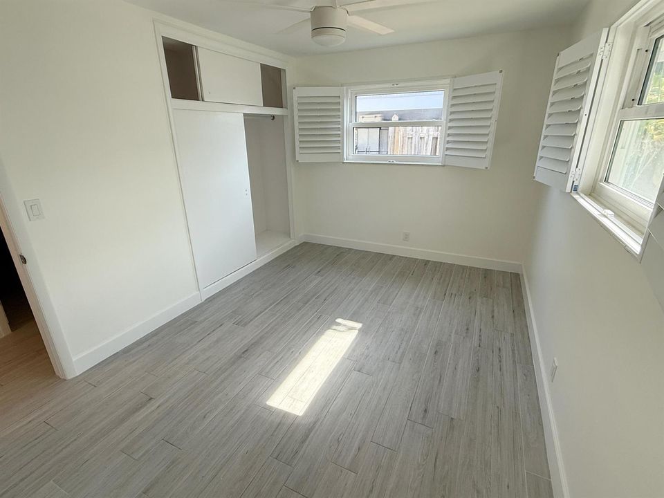 Primary Bed Room w/ On Suite