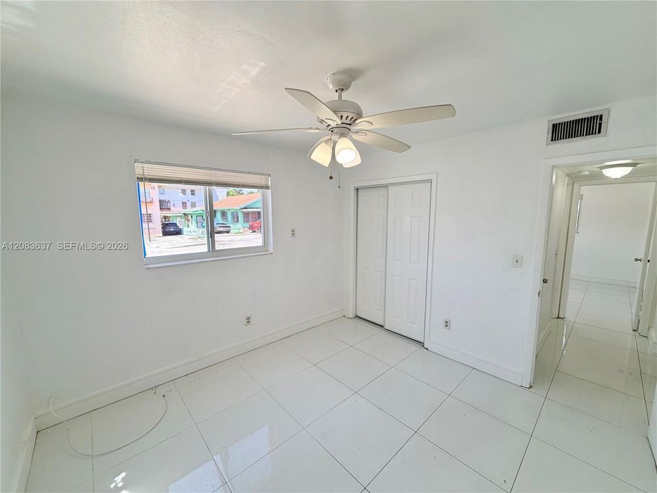 For Rent: $2,275 (2 beds, 1 baths, 3760 Square Feet)