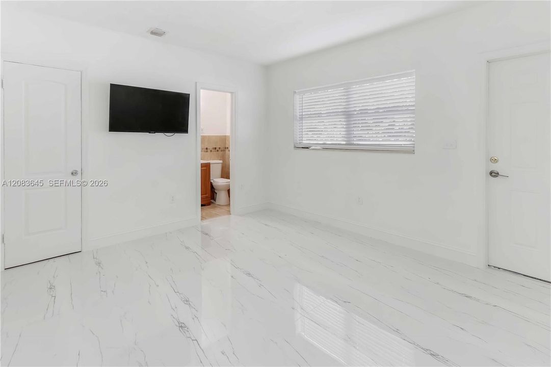 В аренду: $2,500 (2 спален, 2 ванн, 1000 Квадратных фут)