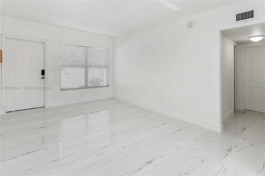 В аренду: $2,500 (2 спален, 2 ванн, 1000 Квадратных фут)