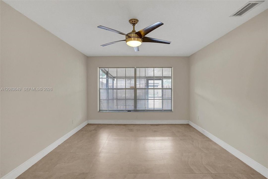 For Rent: $2,900 (3 beds, 2 baths, 1480 Square Feet)