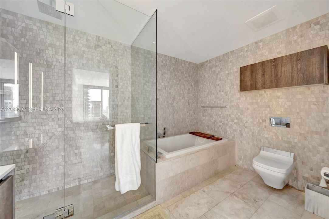 For Rent: $6,800 (2 beds, 2 baths, 1281 Square Feet)