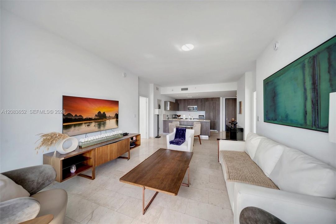 For Rent: $6,800 (2 beds, 2 baths, 1281 Square Feet)
