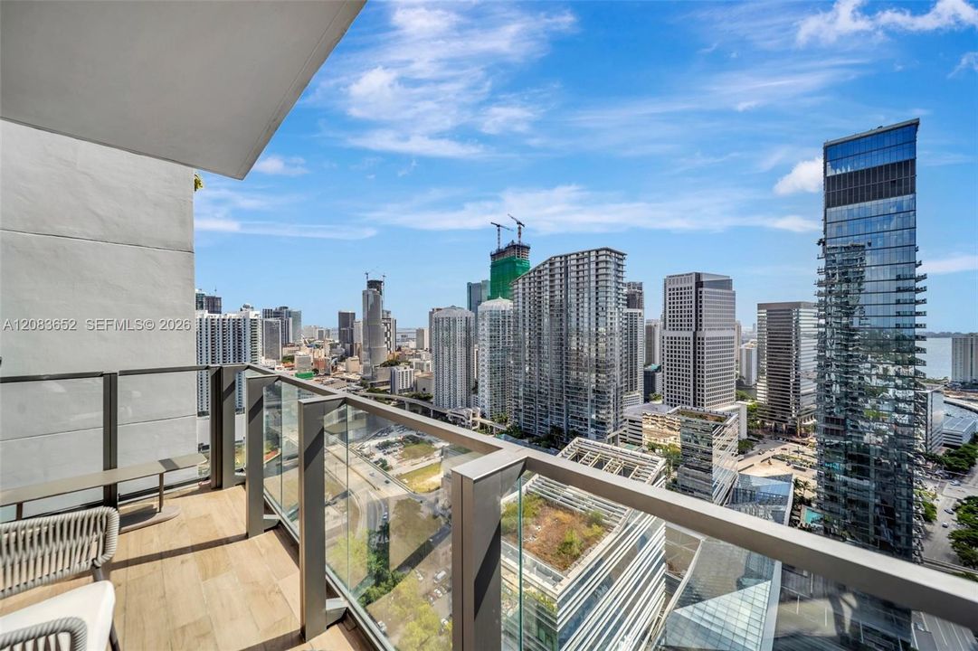 For Rent: $6,800 (2 beds, 2 baths, 1281 Square Feet)