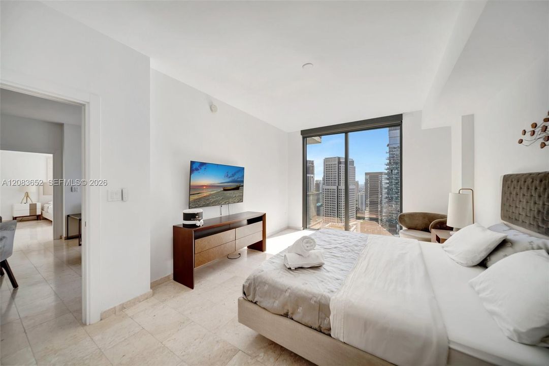 For Rent: $6,800 (2 beds, 2 baths, 1281 Square Feet)