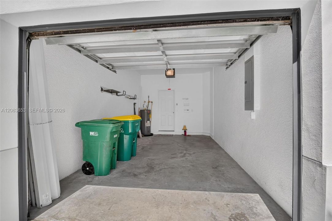 En Venta: $370,000 (3 camas, 2 baños, 1580 Pies cuadrados)
