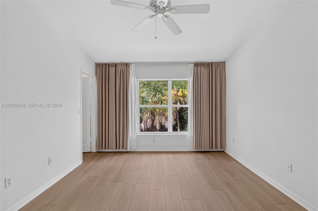 En Venta: $370,000 (3 camas, 2 baños, 1580 Pies cuadrados)