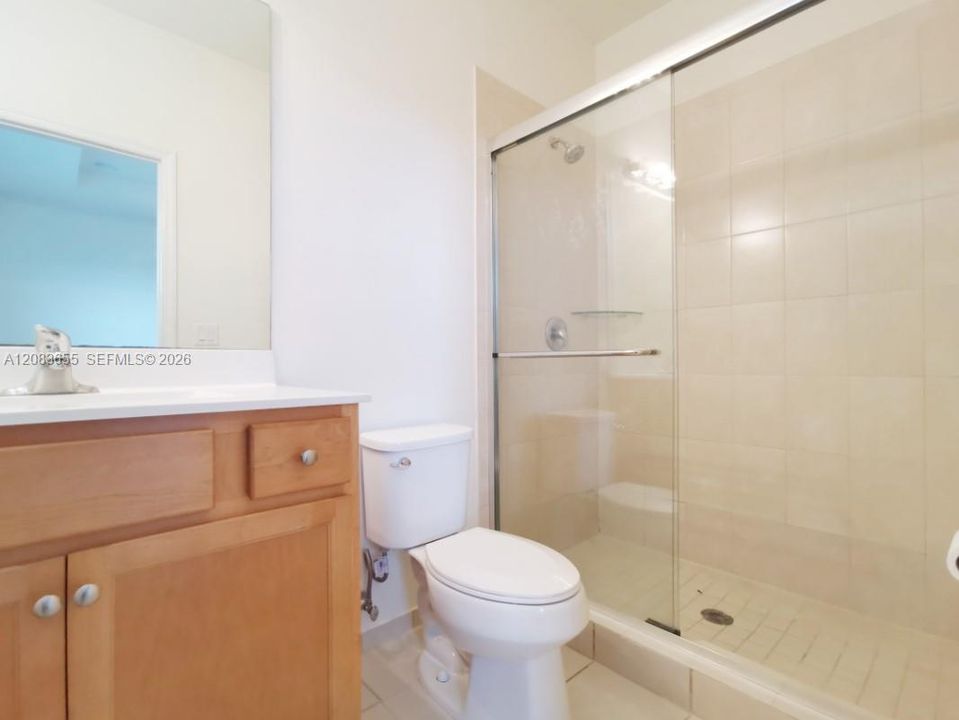 For Rent: $3,100 (3 beds, 2 baths, 1650 Square Feet)