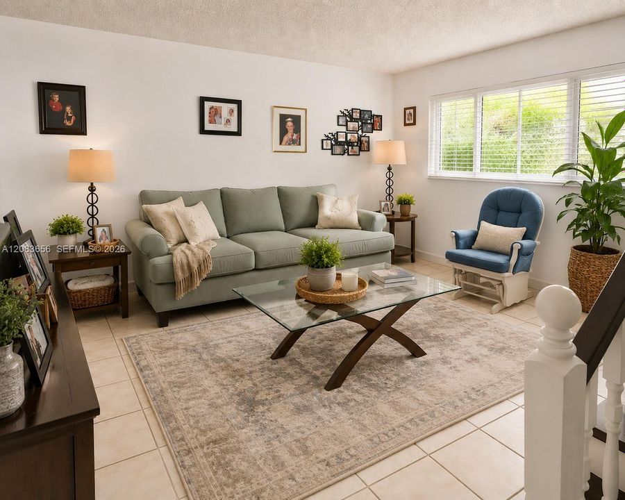 For Rent: $2,000 (2 beds, 1 baths, 1295 Square Feet)