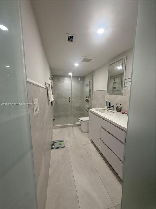 Large Master Bathroom