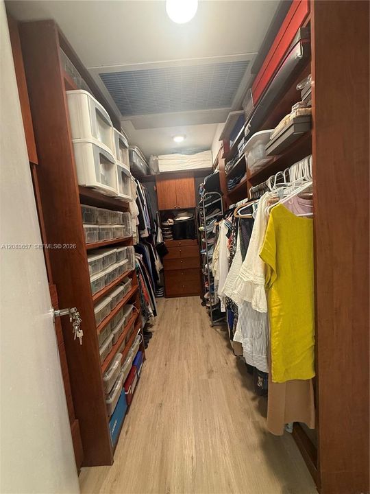 California Closets Walking Closet