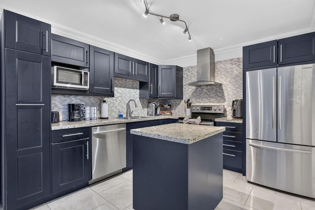 15-web-or-mls-1520-7470