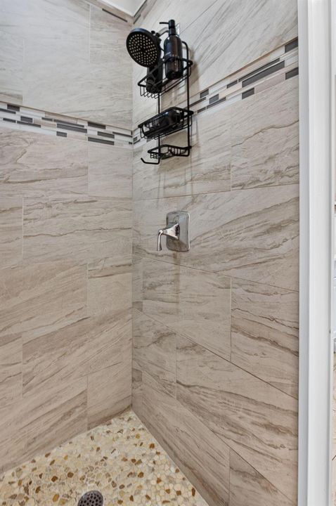 30-web-or-mls-1520-7549