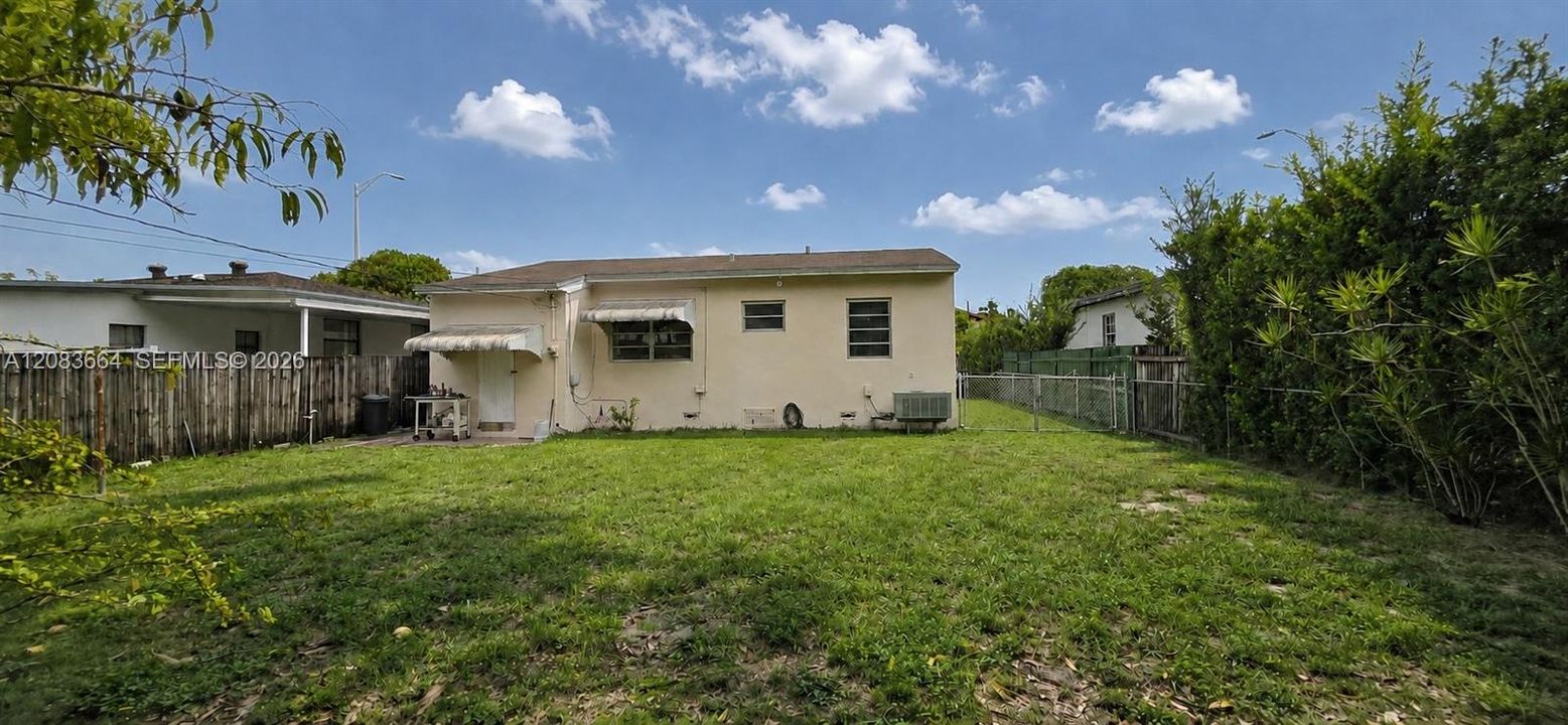 En Venta: $510,000 (3 camas, 1 baños, 875 Pies cuadrados)