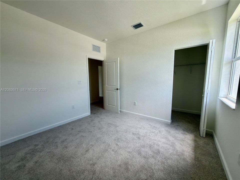 En Renta: $3,500 (2 camas, 2 baños, 2915 Pies cuadrados)