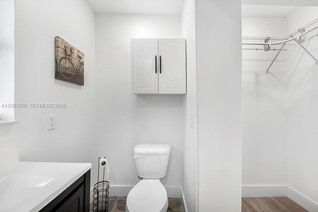 For Rent: $3,600 (3 beds, 2 baths, 1125 Square Feet)