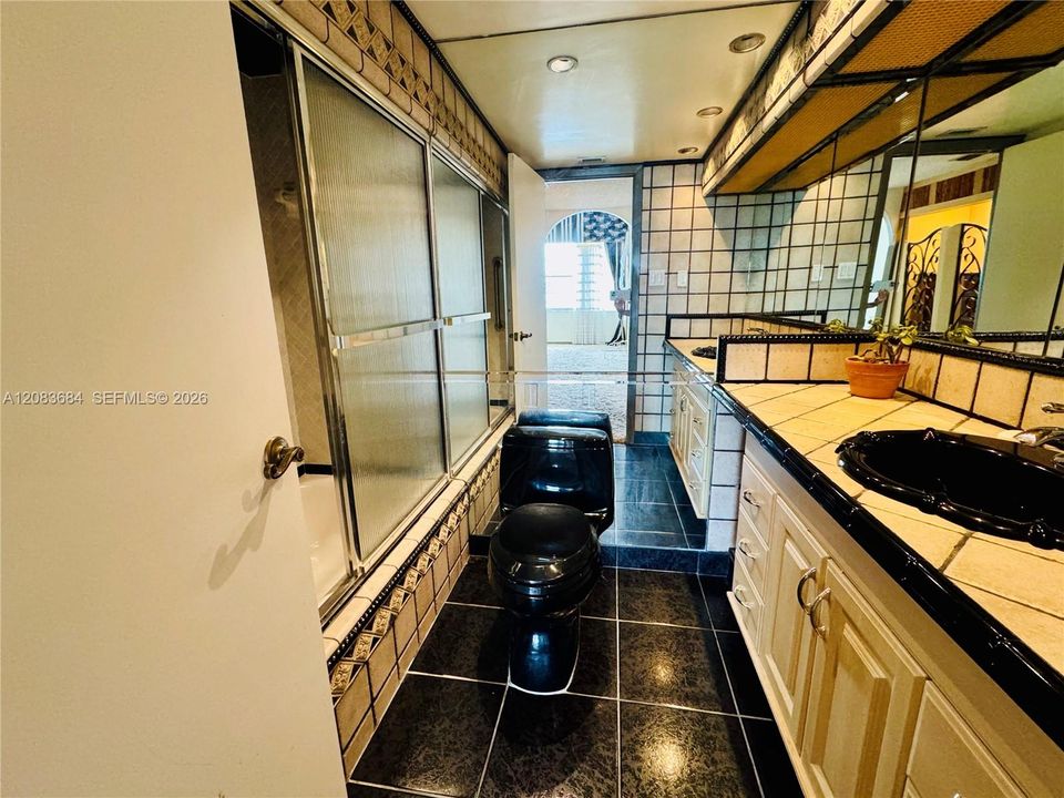 На продажу: $475,500 (3 спален, 3 ванн, 2570 Квадратных фут)
