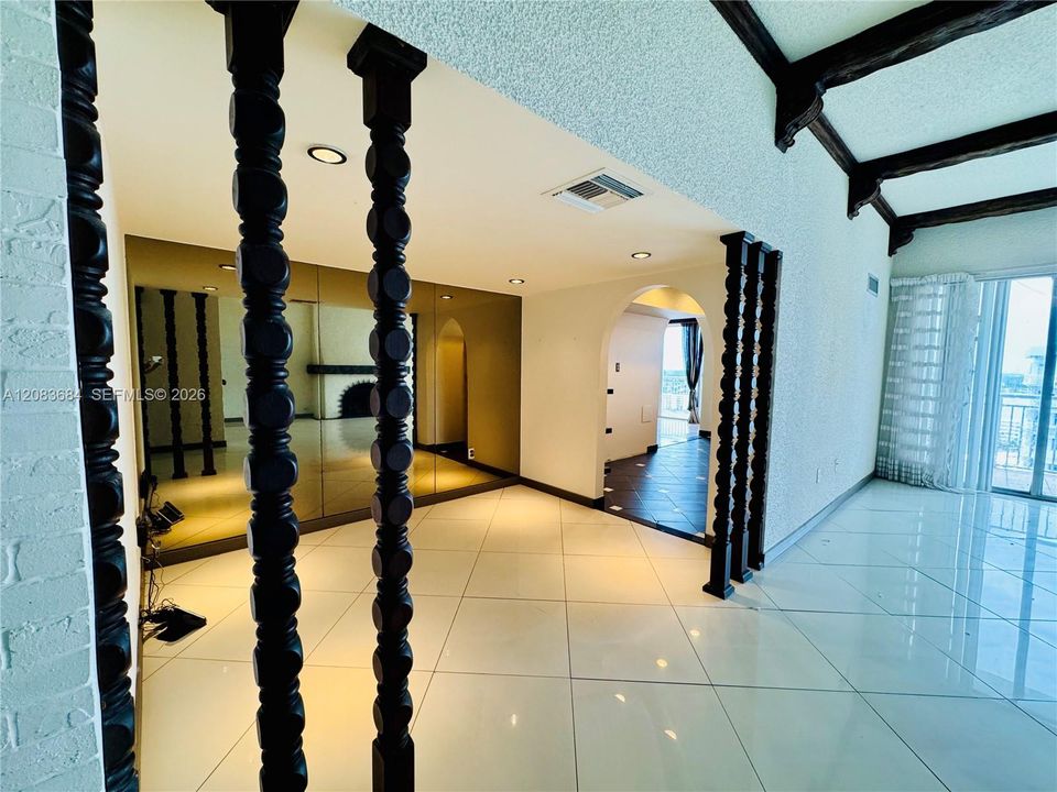 На продажу: $475,500 (3 спален, 3 ванн, 2570 Квадратных фут)