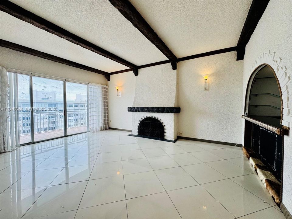 На продажу: $475,500 (3 спален, 3 ванн, 2570 Квадратных фут)