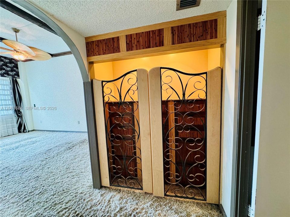 На продажу: $475,500 (3 спален, 3 ванн, 2570 Квадратных фут)
