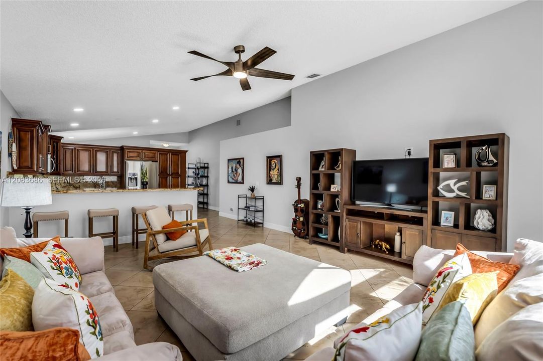 For Sale: $689,000 (3 beds, 2 baths, 1843 Square Feet)