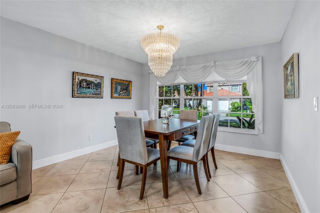 For Sale: $689,000 (3 beds, 2 baths, 1843 Square Feet)