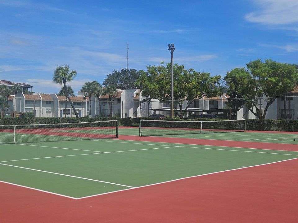 2935 Photo - Tennis3