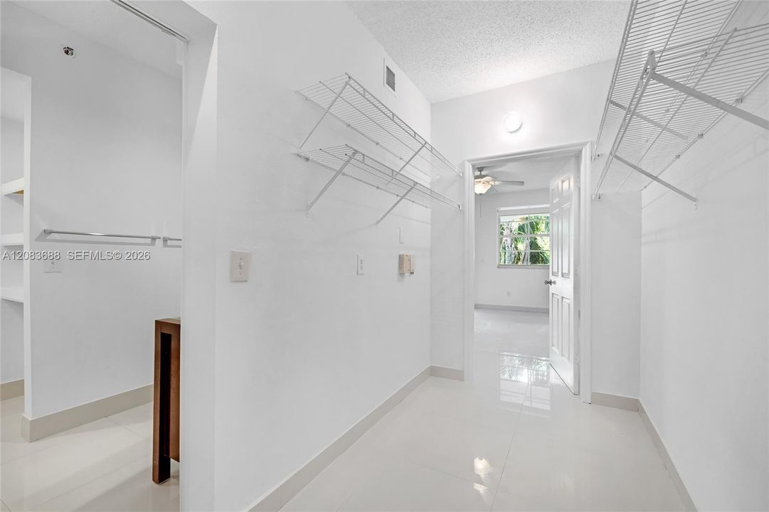 En Renta: $2,550 (1 camas, 1 baños, 903 Pies cuadrados)