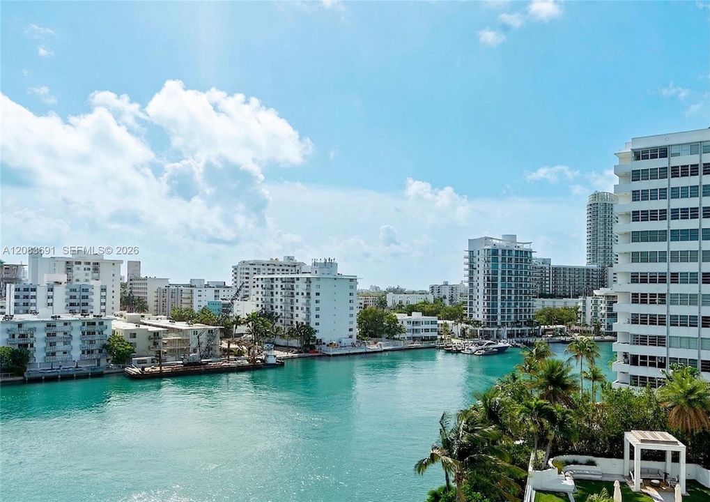 For Rent: $20,000 (3 beds, 3 baths, 2327 Square Feet)