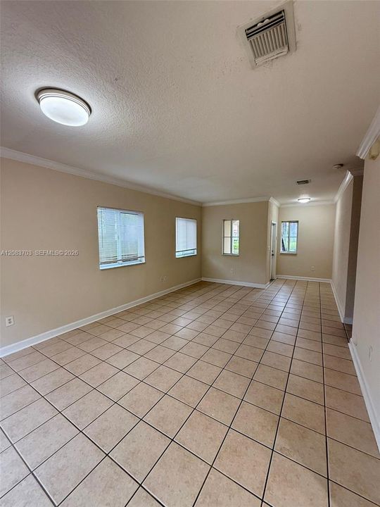 En Renta: $2,600 (3 camas, 2 baños, 1507 Pies cuadrados)