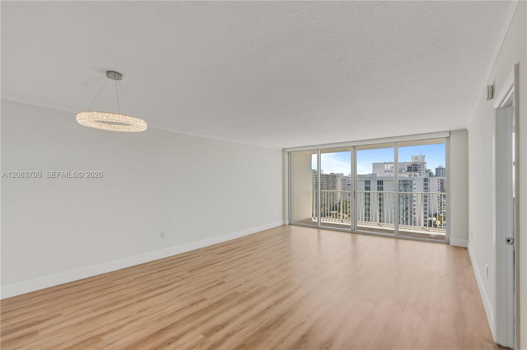 En Venta: $349,000 (1 camas, 1 baños, 840 Pies cuadrados)