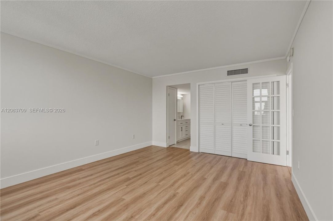 En Venta: $349,000 (1 camas, 1 baños, 840 Pies cuadrados)