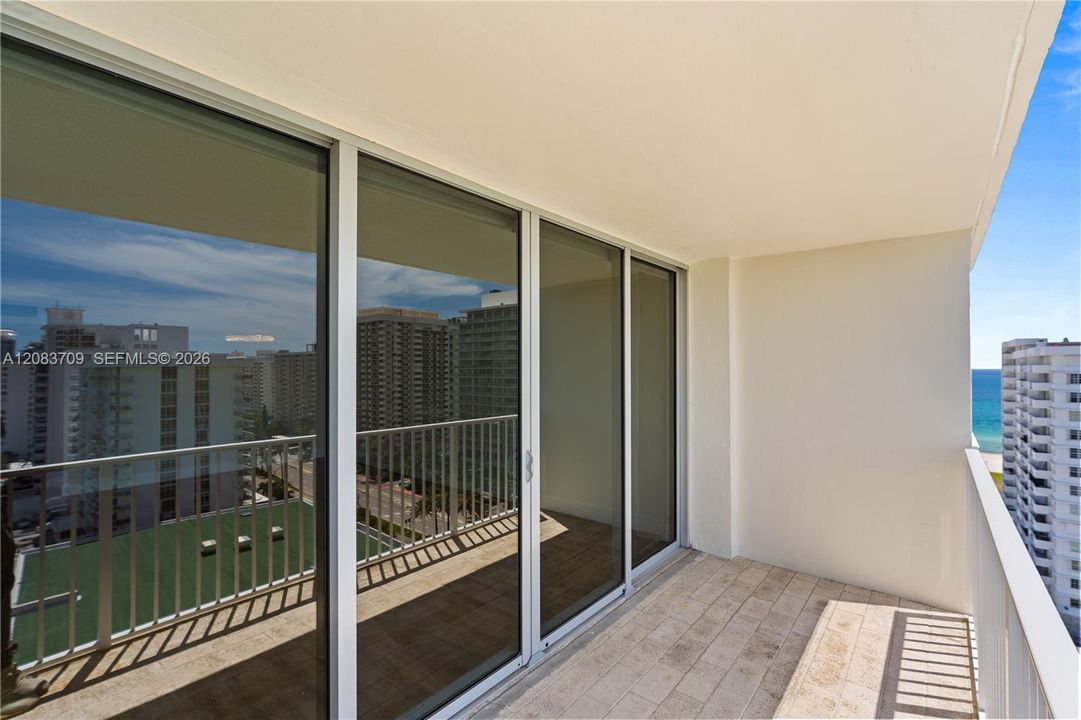 En Venta: $349,000 (1 camas, 1 baños, 840 Pies cuadrados)