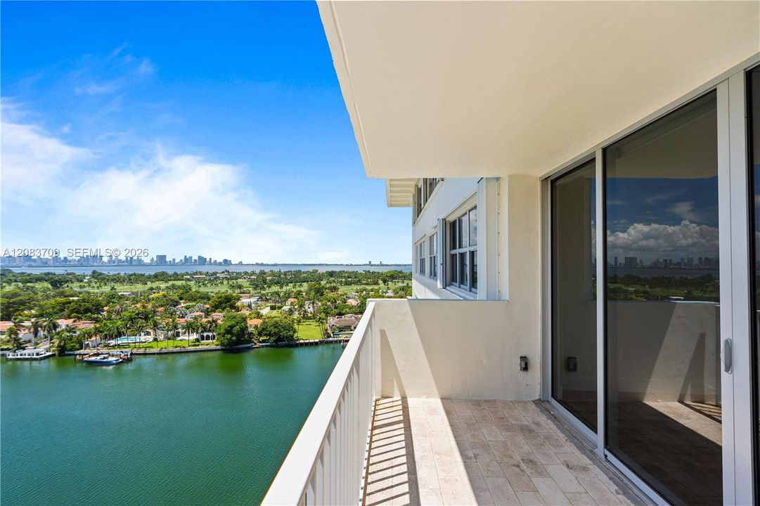 En Venta: $349,000 (1 camas, 1 baños, 840 Pies cuadrados)