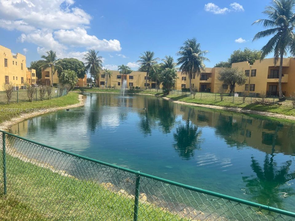 For Rent: $1,700 (1 beds, 1 baths, 600 Square Feet)