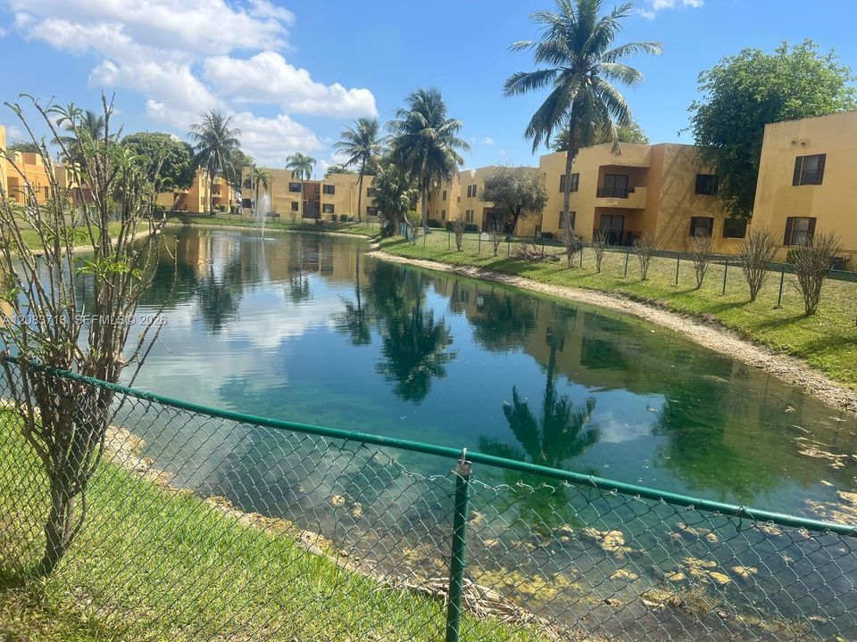 For Rent: $1,700 (1 beds, 1 baths, 600 Square Feet)