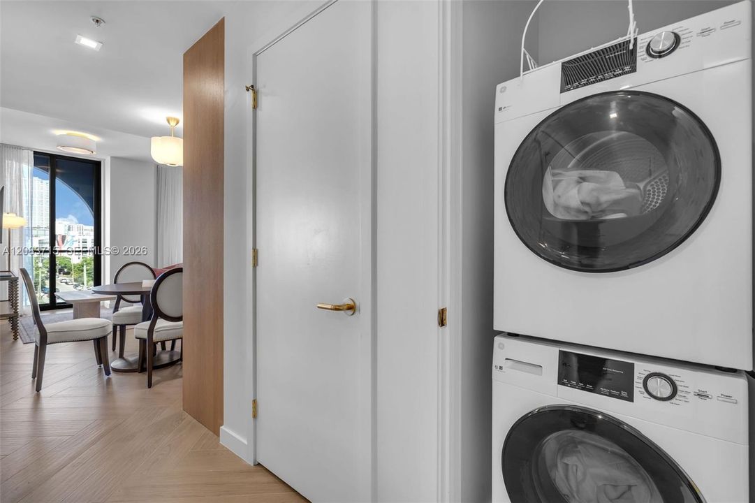 En Renta: $7,900 (2 camas, 2 baños, 830 Pies cuadrados)