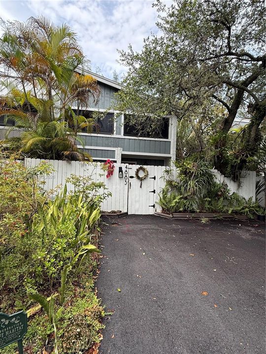 На продажу: $989,000 (3 спален, 2 ванн, 1923 Квадратных фут)