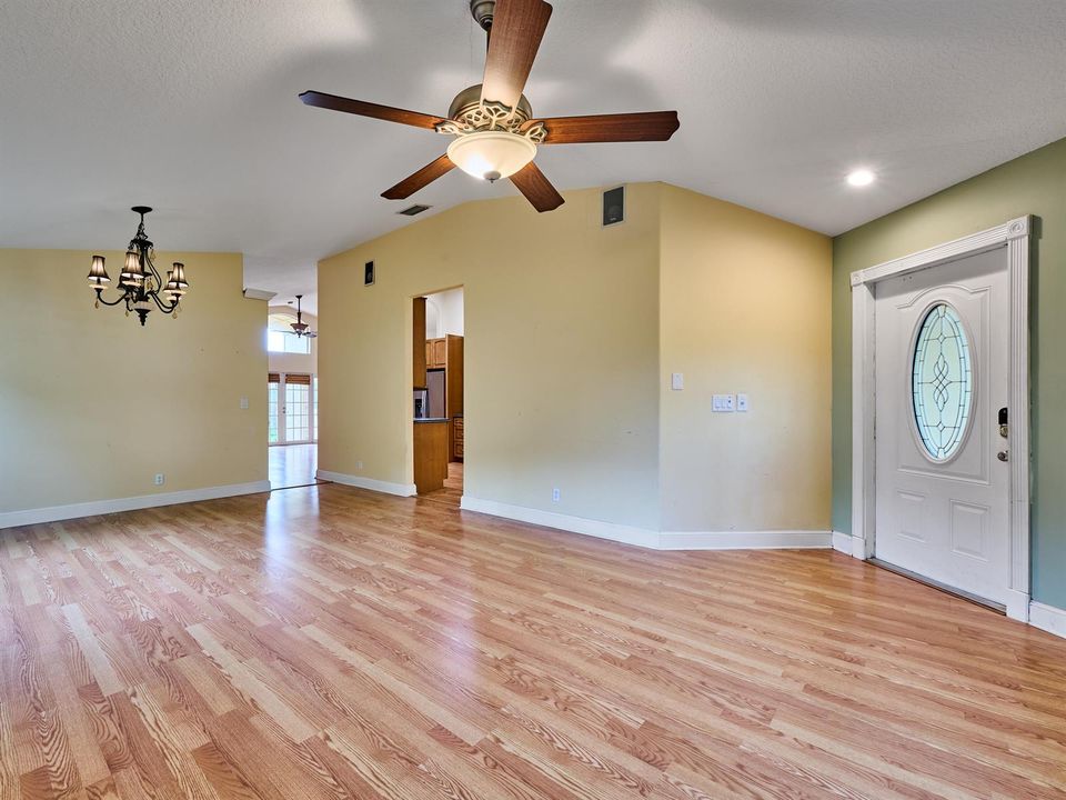 Living Room/Dining Room