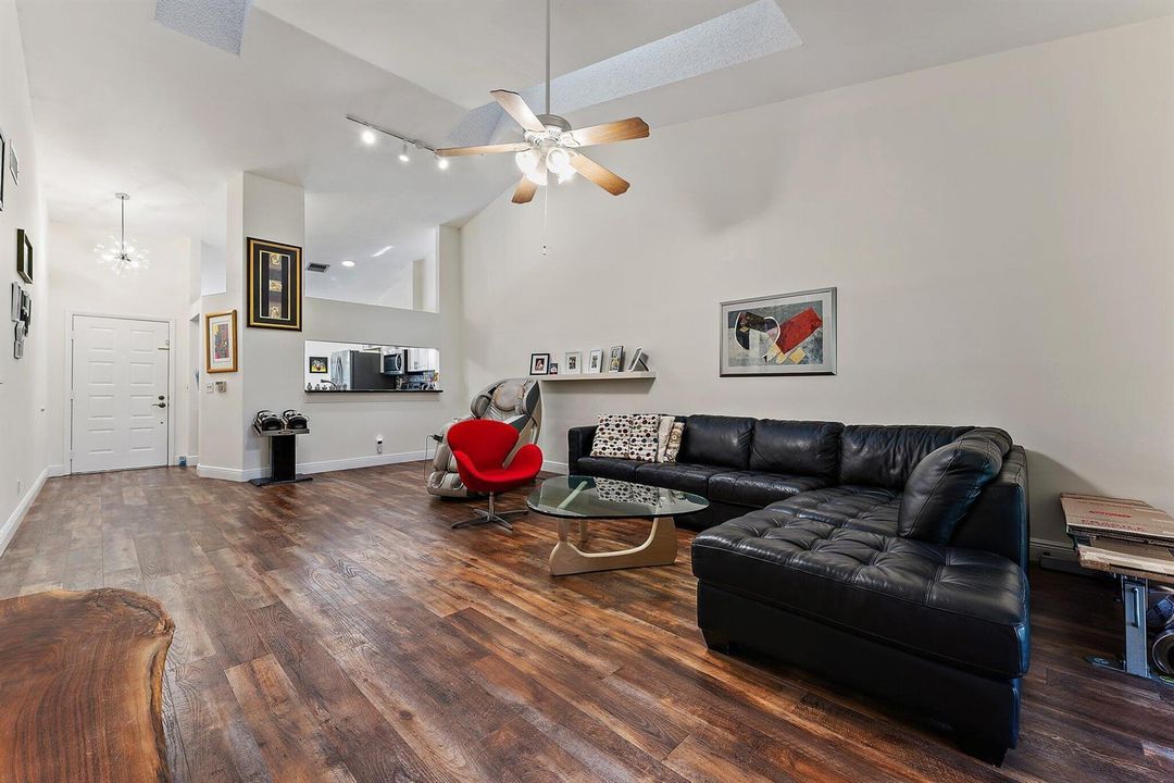 017-801KintyreTerr-PalmBeachGardens-SMAL