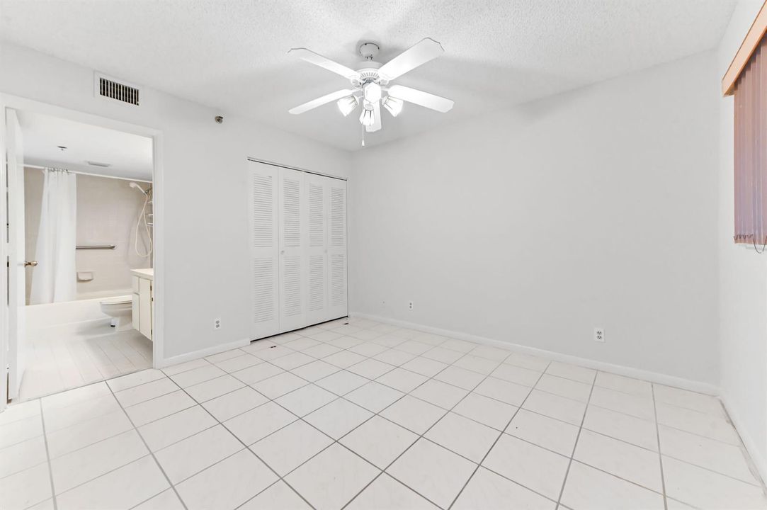 15 bedroom 01