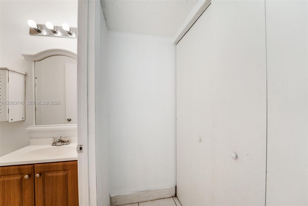En Renta: $2,650 (3 camas, 2 baños, 1319 Pies cuadrados)